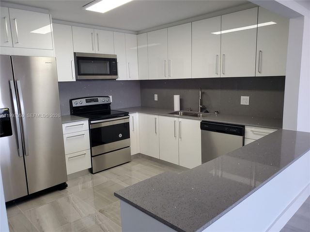 13499 Biscayne Boulevard 1105, North Miami, FL 33181