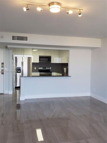 13499 Biscayne Boulevard 1105, North Miami, FL 33181