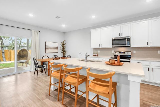 14543 Camino Way, San Antonio, TX 78253