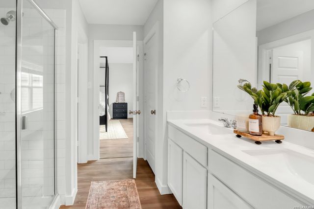 14543 Camino Way, San Antonio, TX 78253