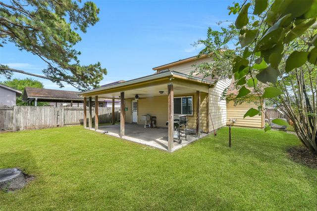 6335 Danshire Court, Houston, TX 77049