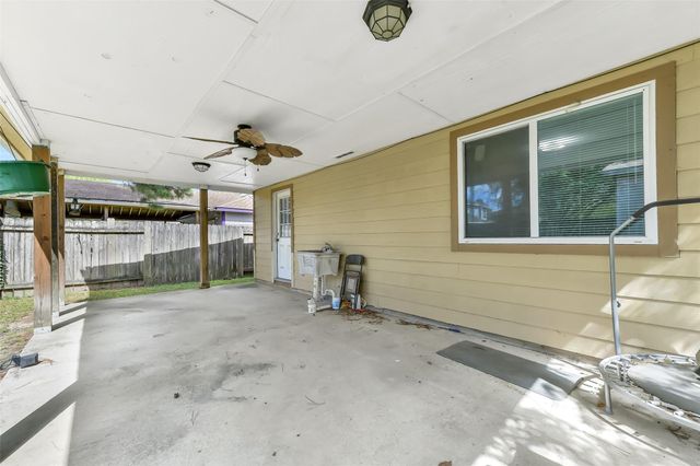 6335 Danshire Court, Houston, TX 77049