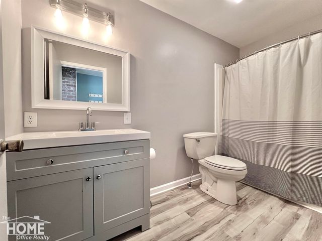 200 N Reed Road, Corunna, MI 48817