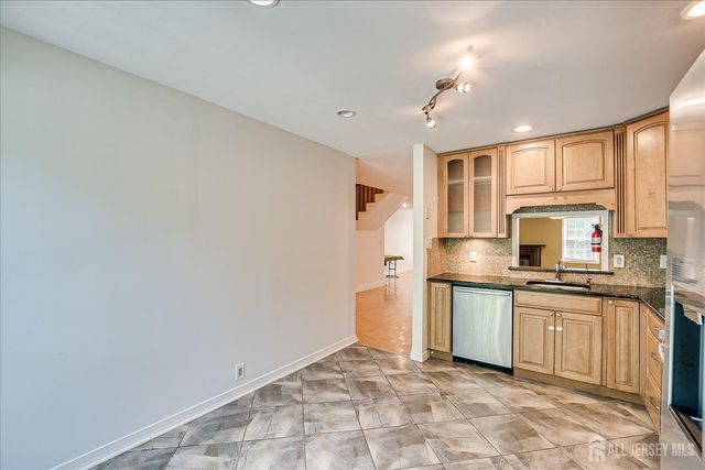 3902 Spring Brook Drive, Edison, NJ 08820