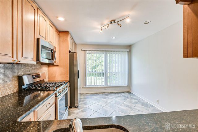 3902 Spring Brook Drive, Edison, NJ 08820