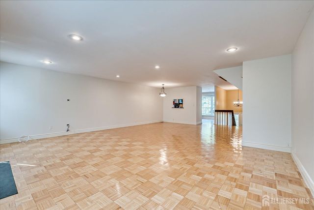 3902 Spring Brook Drive, Edison, NJ 08820
