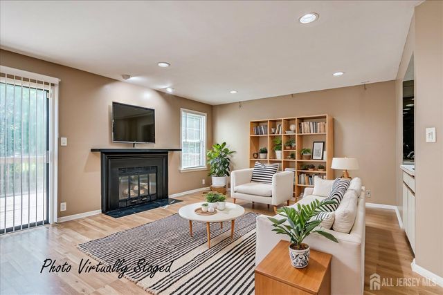 3902 Spring Brook Drive, Edison, NJ 08820