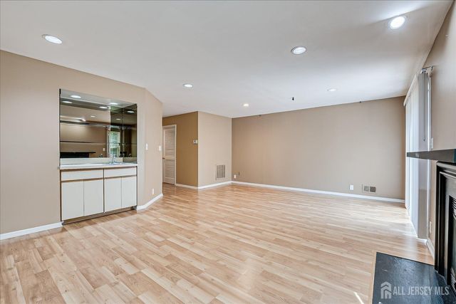 3902 Spring Brook Drive, Edison, NJ 08820