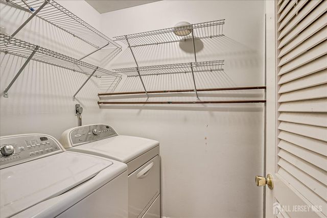 3902 Spring Brook Drive, Edison, NJ 08820