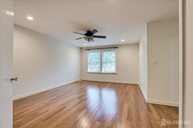 3902 Spring Brook Drive, Edison, NJ 08820
