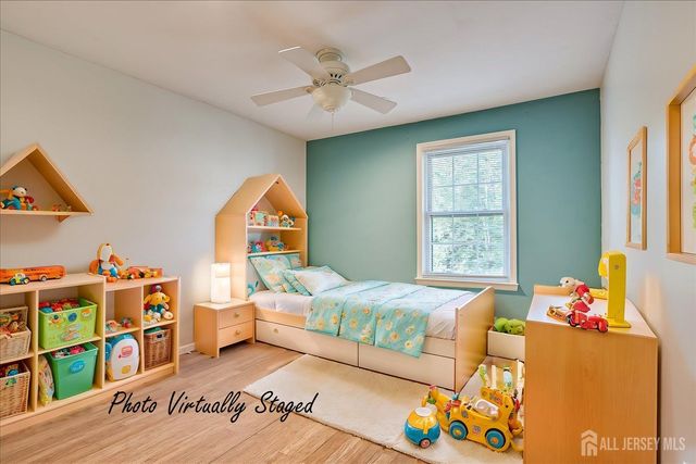 3902 Spring Brook Drive, Edison, NJ 08820