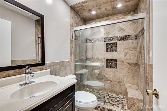 3902 Spring Brook Drive, Edison, NJ 08820