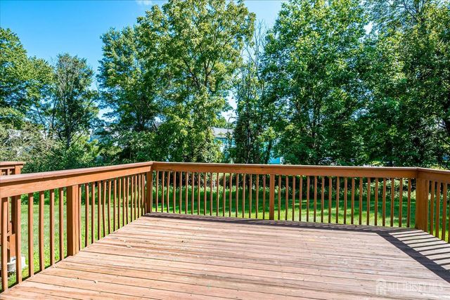 3902 Spring Brook Drive, Edison, NJ 08820
