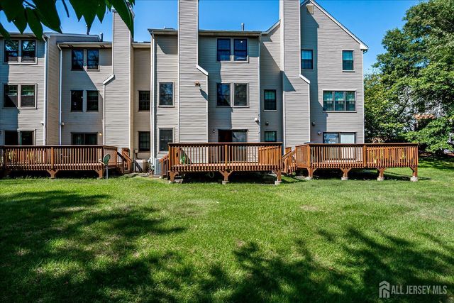 3902 Spring Brook Drive, Edison, NJ 08820