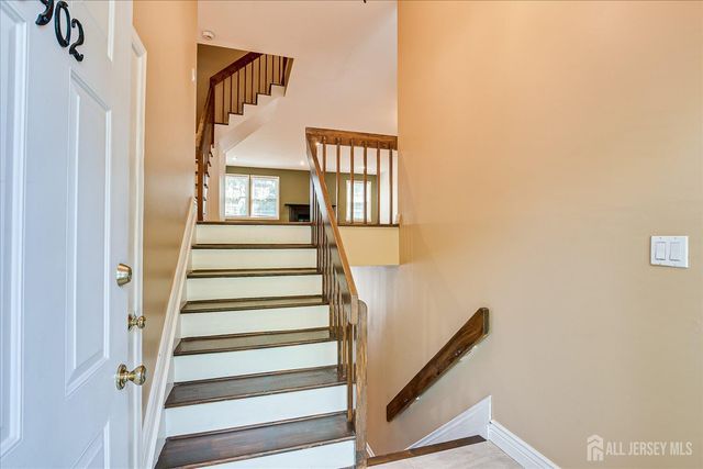 3902 Spring Brook Drive, Edison, NJ 08820