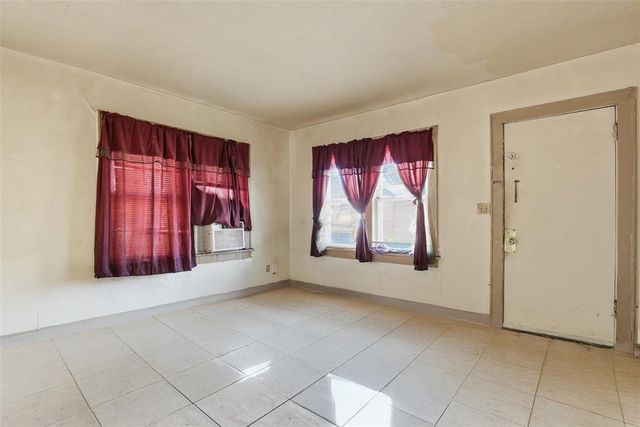 1904 NW 9th Street, Oklahoma City, OK 73106