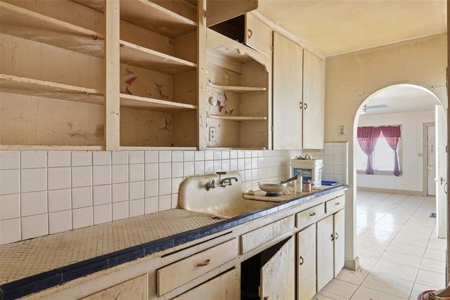 1904 NW 9th Street, Oklahoma City, OK 73106