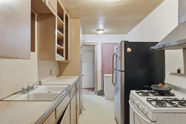 1904 NW 9th Street, Oklahoma City, OK 73106