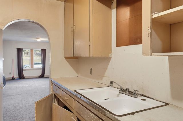 1904 NW 9th Street, Oklahoma City, OK 73106