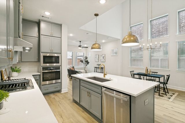 716 Sugar Field Drive, Lewisville, TX 75056