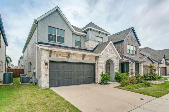 716 Sugar Field Drive, Lewisville, TX 75056