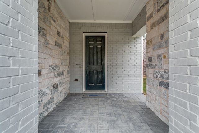 716 Sugar Field Drive, Lewisville, TX 75056