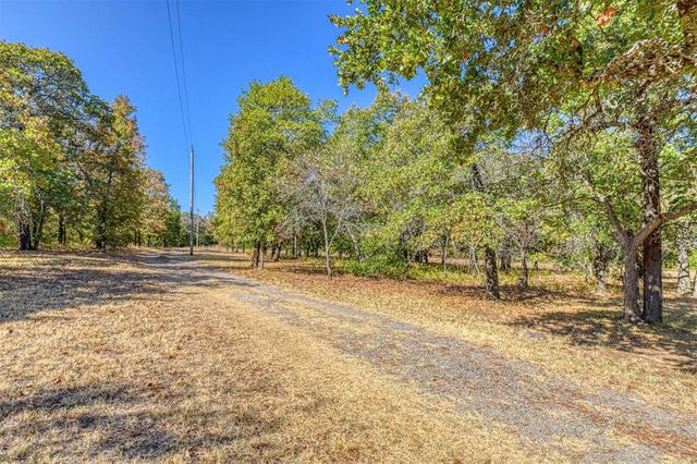 960636 S 3352 Road, Wellston, OK 74881