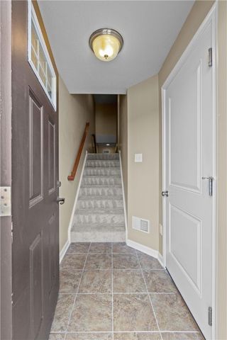 118 Maple Ridge Dr, Cecil, PA 15317