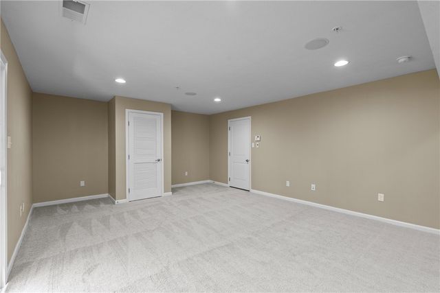 118 Maple Ridge Dr, Cecil, PA 15317