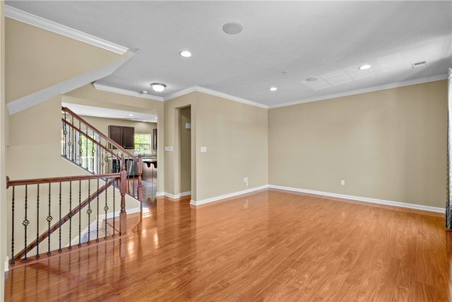 118 Maple Ridge Dr, Cecil, PA 15317