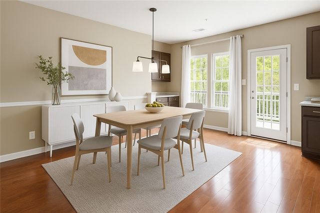 118 Maple Ridge Dr, Cecil, PA 15317