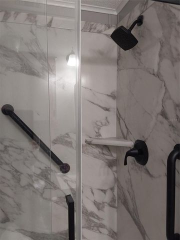 6071 SOUTHERN OAKS DRIVE SE, Winter Haven, FL 33884