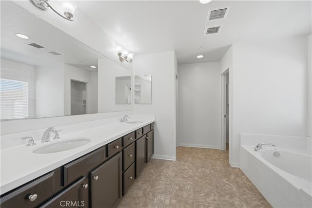 29325 Links, Lake Elsinore, CA 92530