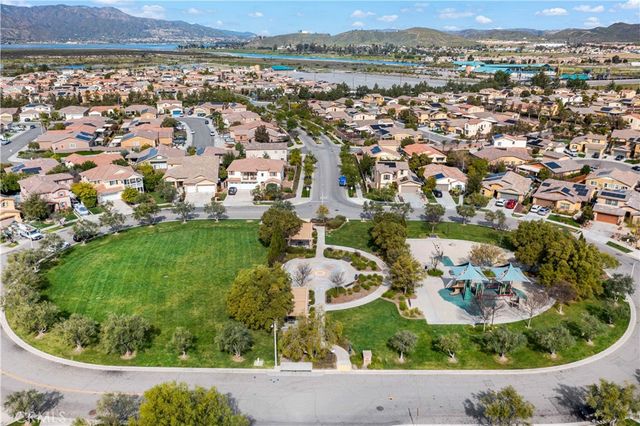 29325 Links, Lake Elsinore, CA 92530
