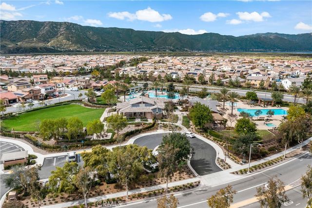 29325 Links, Lake Elsinore, CA 92530