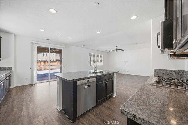 29325 Links, Lake Elsinore, CA 92530