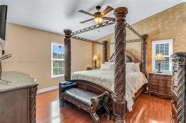 21451 Sawmill Ct, Boca Raton, FL 33498