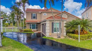 21451 Sawmill Ct, Boca Raton, FL 33498