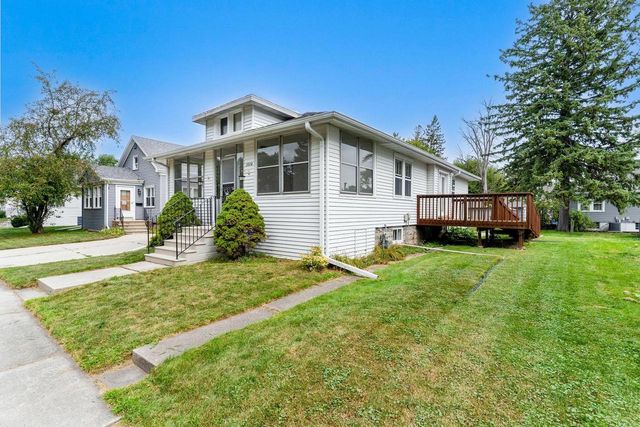 1004 ELMORE STREET, Green Bay, WI 54303