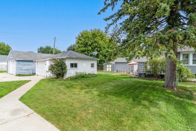 1004 ELMORE STREET, Green Bay, WI 54303