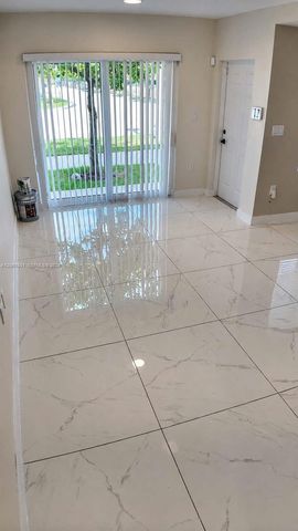 25813 SW 144th Ave, Homestead, FL 33032