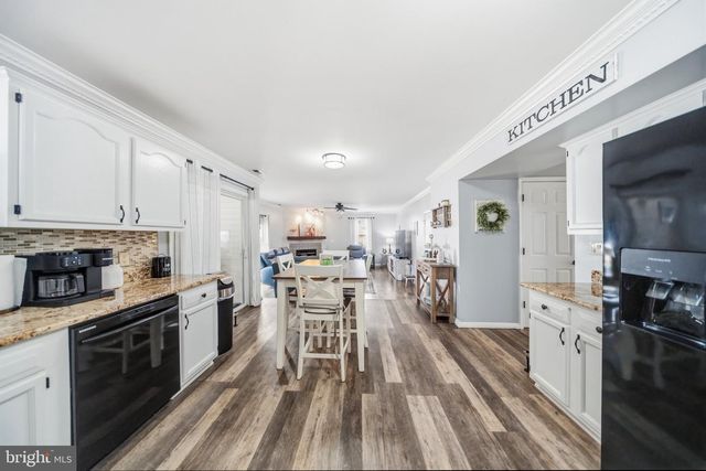 1221 CEDAR LN, Edgewater, MD 21037