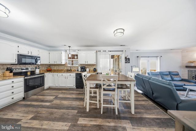 1221 CEDAR LN, Edgewater, MD 21037