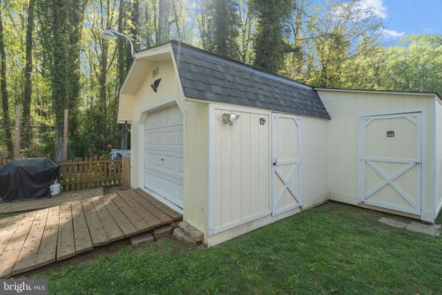 1221 CEDAR LN, Edgewater, MD 21037