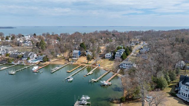 1221 CEDAR LN, Edgewater, MD 21037
