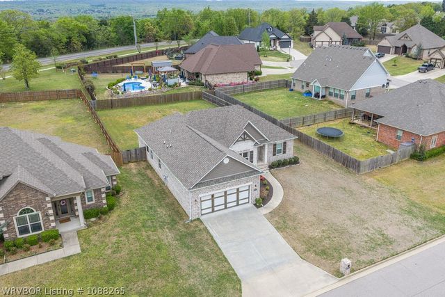 8108 Finches Grove, Fort Smith, AR 72908