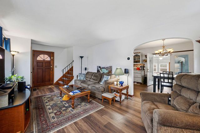 620 Salisbury Road, Columbus, OH 43204