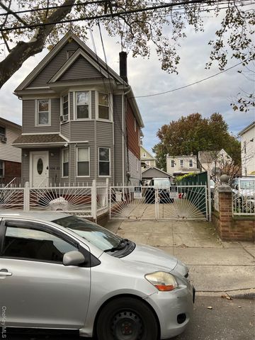 10423 90th Avenue, Richmond Hill, NY 11418