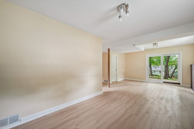 5112 Main Street, Lisle, IL 60532