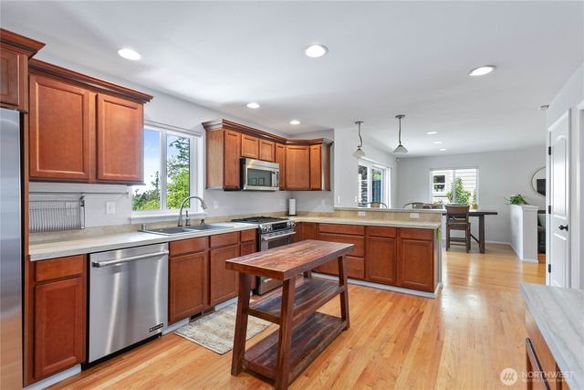 2316 36th, Bellingham, WA 98229